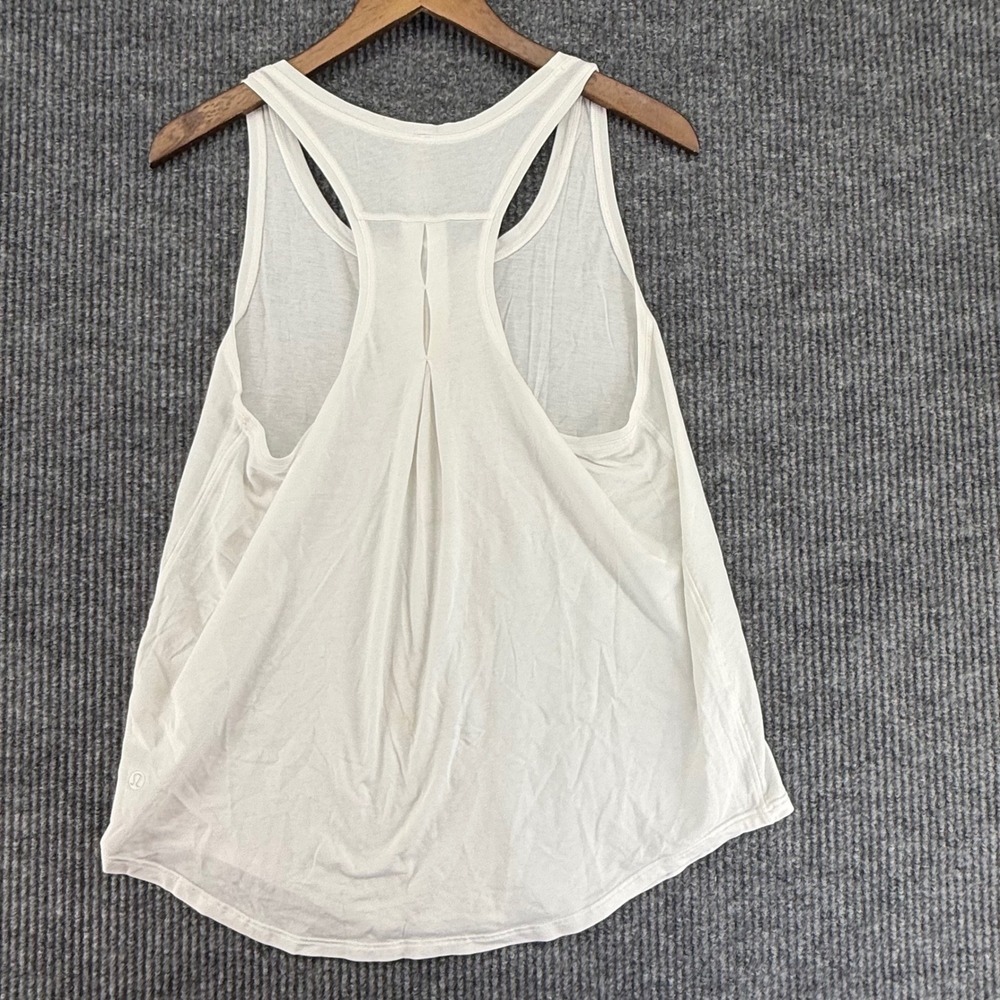 Lululemon Love Tank Top‎ Womens 6 White Excellent Racerback Pleated Back Active